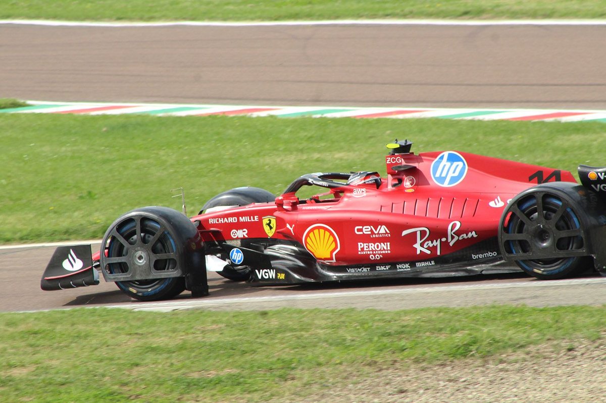 Ferrari test agressievere spatschermen voor F1-auto's op Fiorano