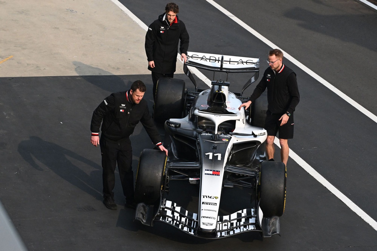 Pérez gefrustreerd: Cadillac kampt al “veel te lang” met probleem