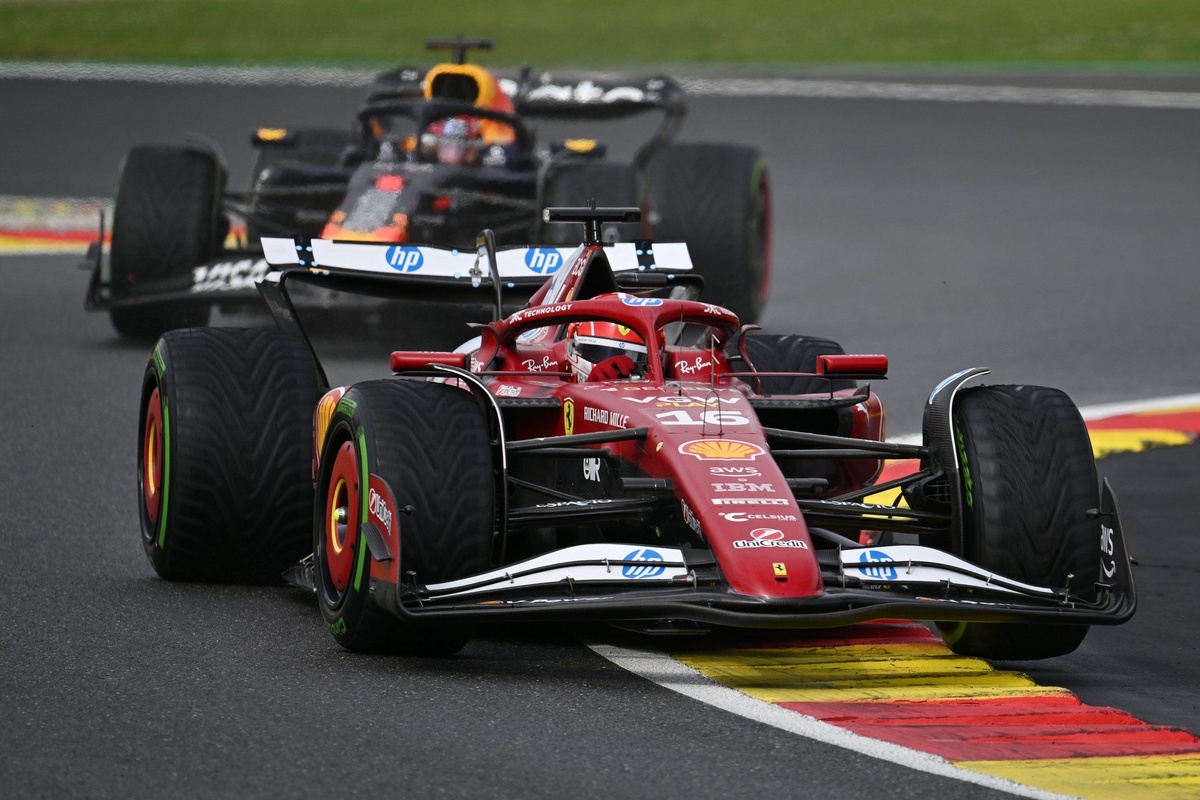 Leclerc voelde hele race druk van Verstappen: 