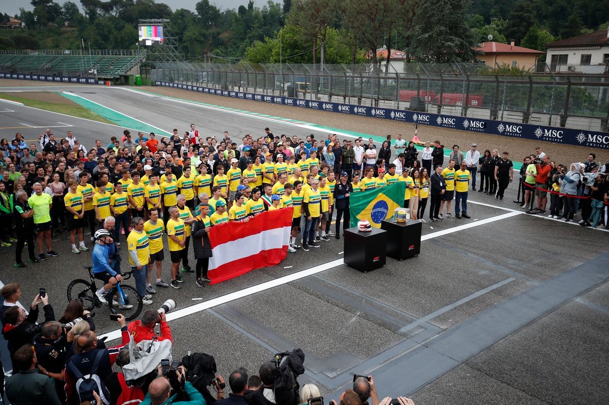 Senna-familie: “Elke keer weer eng om terug te zijn op plek van ongeluk”