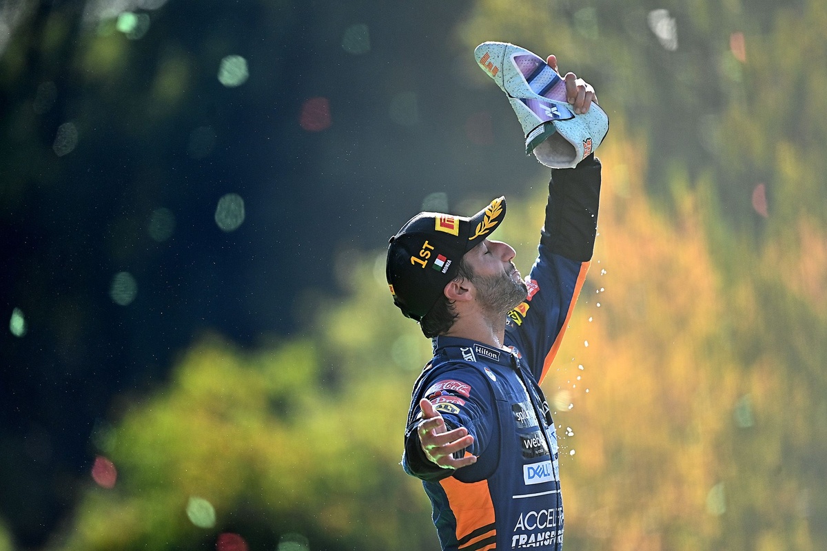 Ricciardo sluit rentree in racerij niet volledig uit: 