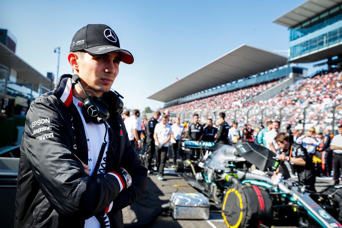 Ocon openhartig over jaar aan de zijlijn: “Ik liep terug naar de auto en huilde”