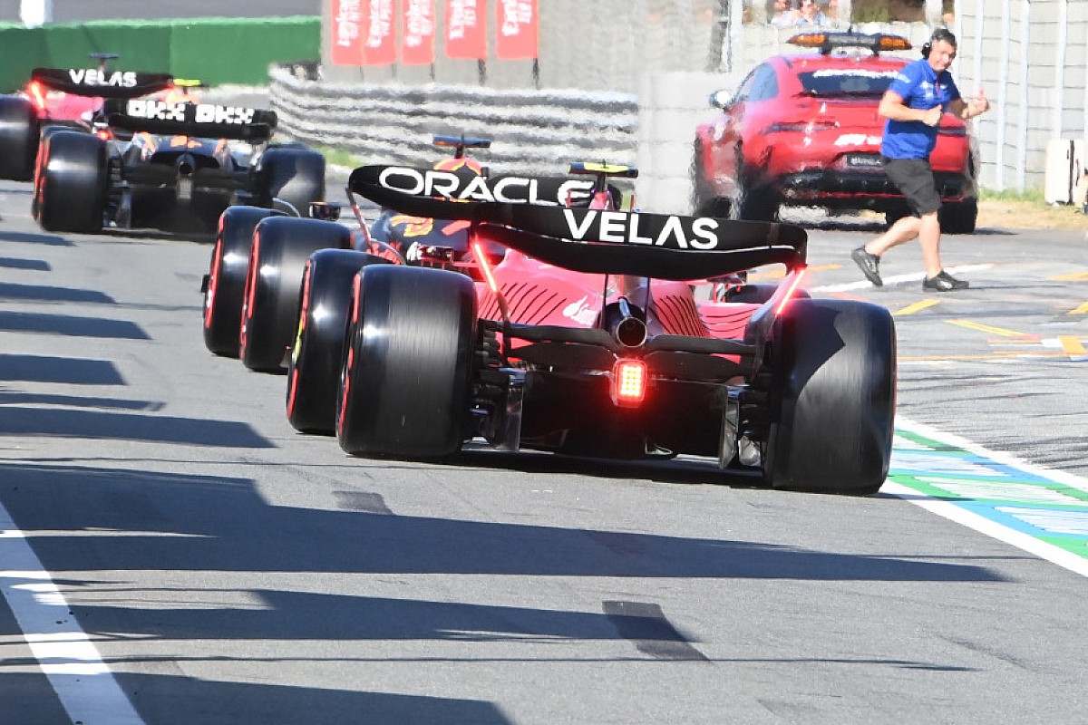 Formule 1-collega's vol lof over indrukwekkend seizoen van Max Verstappen