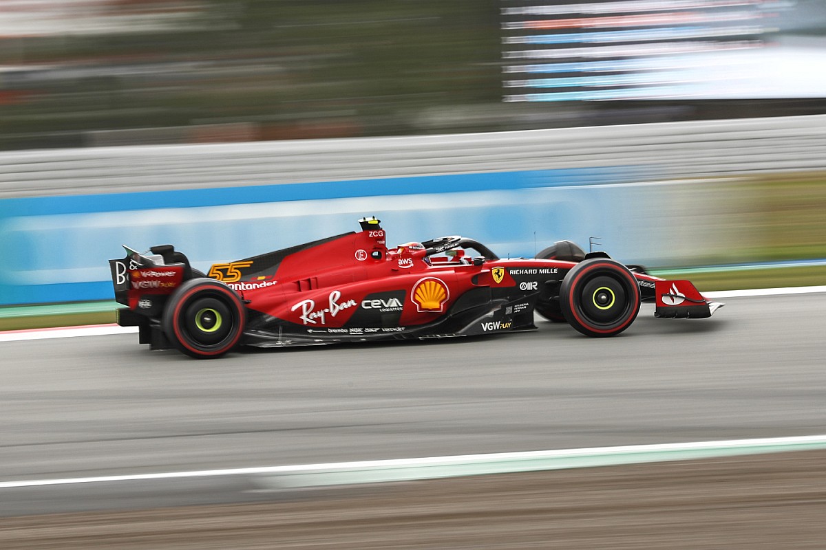 Sainz optimistisch over updates: Ferrari liet in Spanje nog niet alles zien