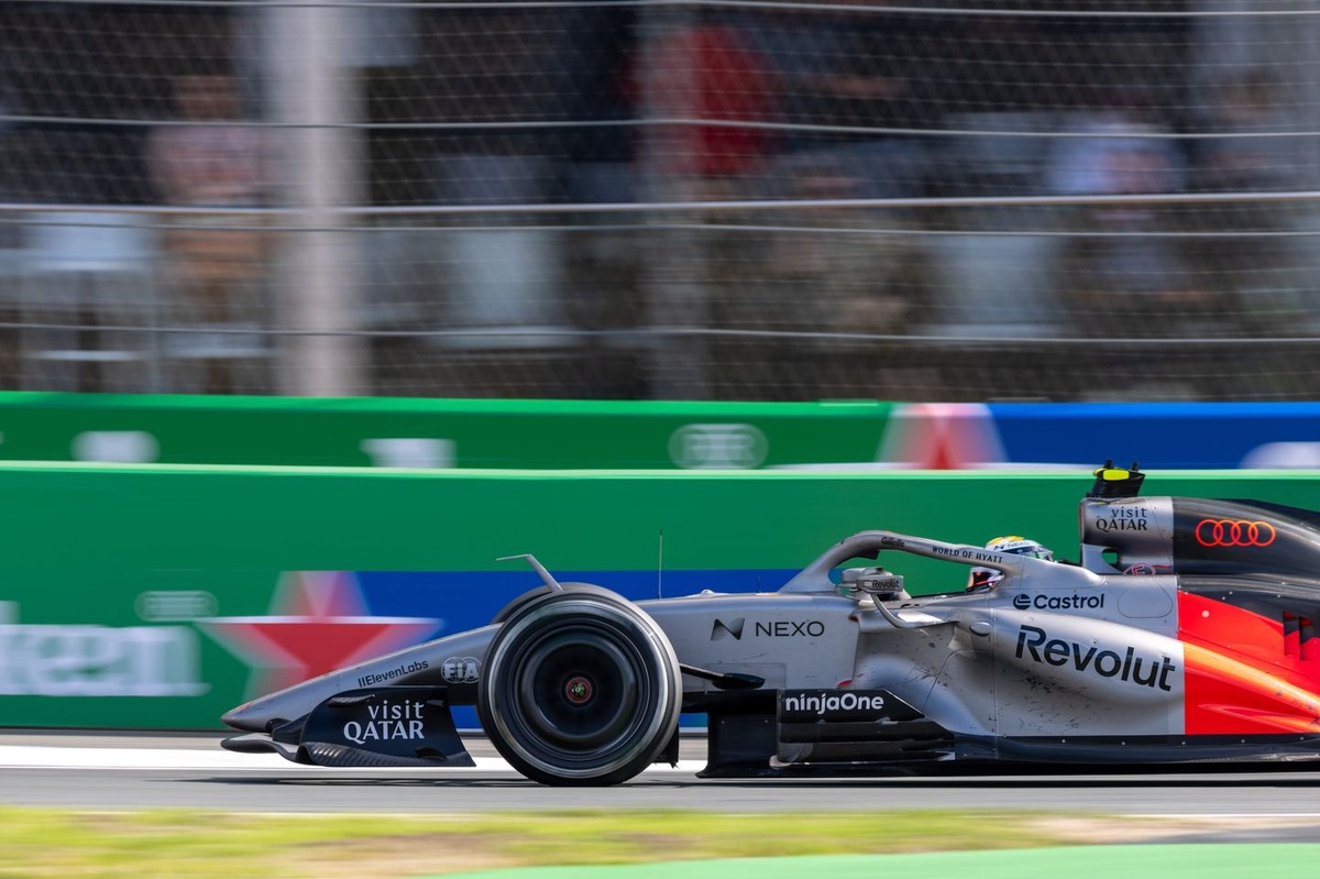 Hoe Nico Hulkenberg een zware crash met Audi-teamgenoot Gabriel Bortoleto ontwijkte