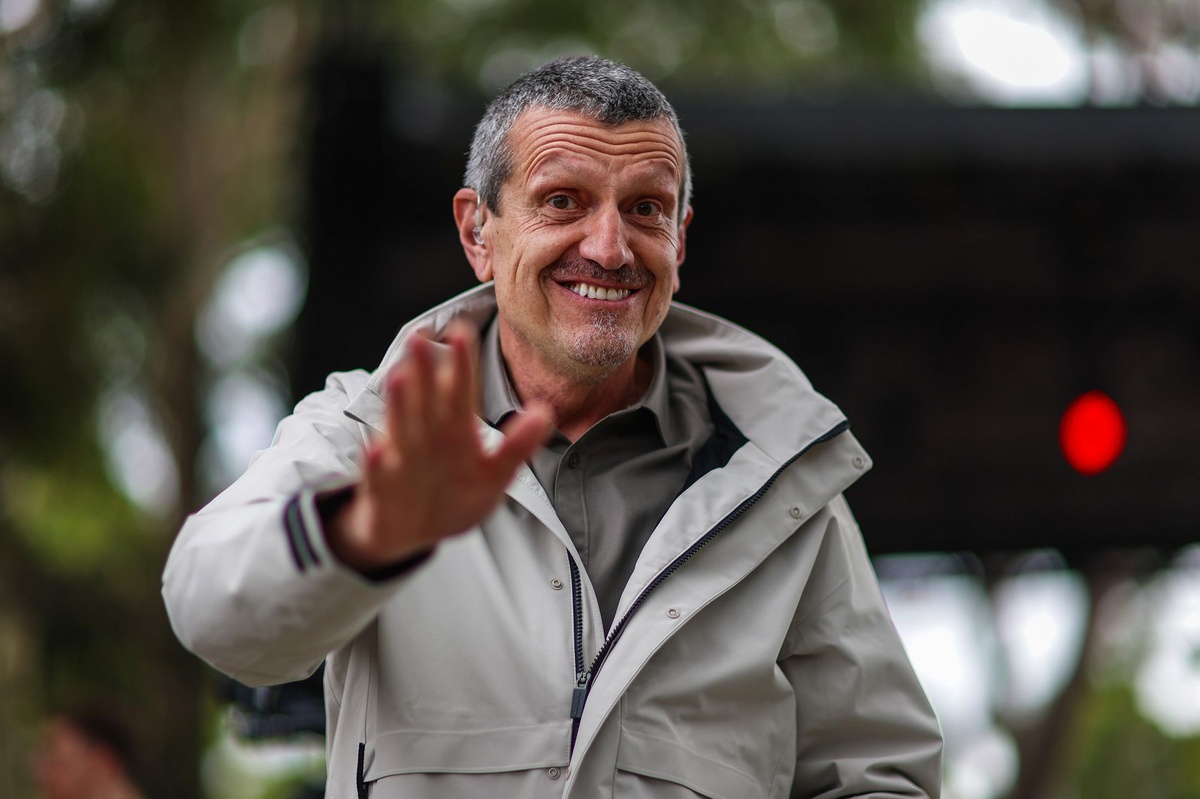 Steiner haalt uit naar stewards: 