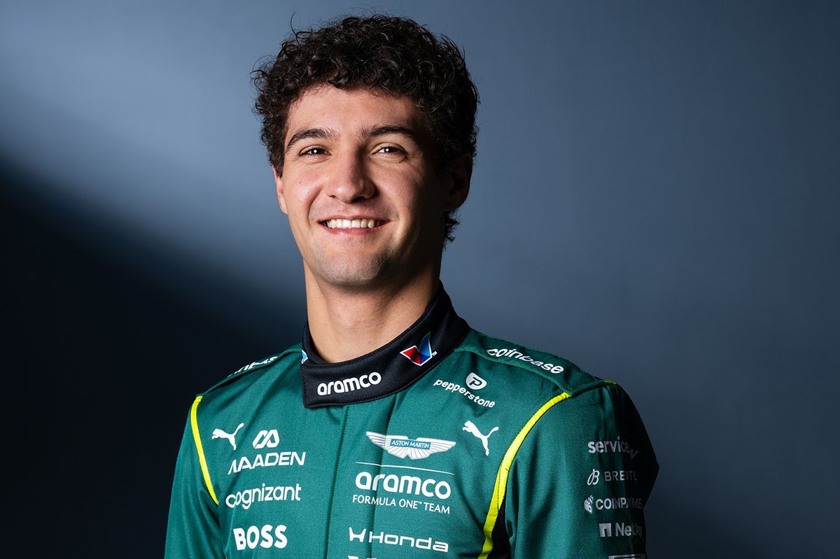 Aston Martin gunt derde coureur Jak Crawford VT1 in Japan