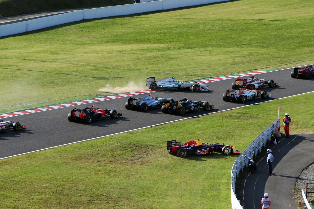 De crash die Grosjean zijn bijnaam opleverde: 