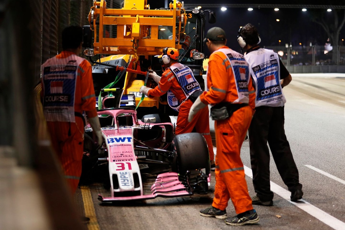 Ocon blikt terug op aanvaringen met Pérez: 