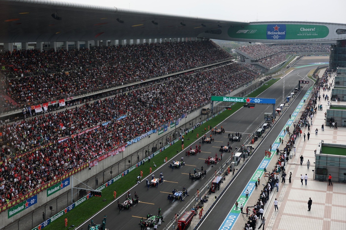 F1-coureurs tussen hoop en vrees naar Shanghai: 