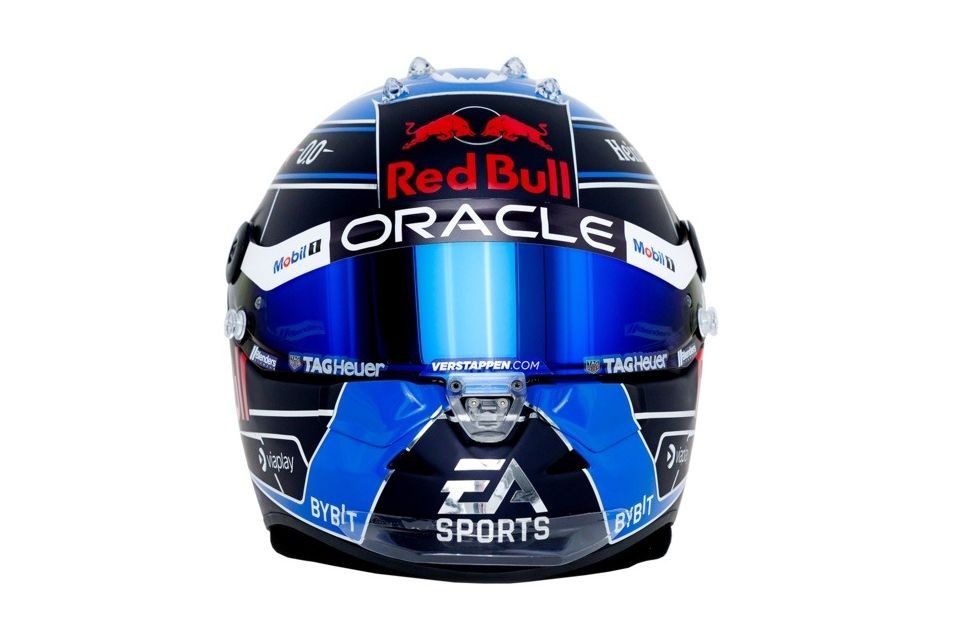 Verstappen presenteert nieuwe helm voor F1-races in Amerika