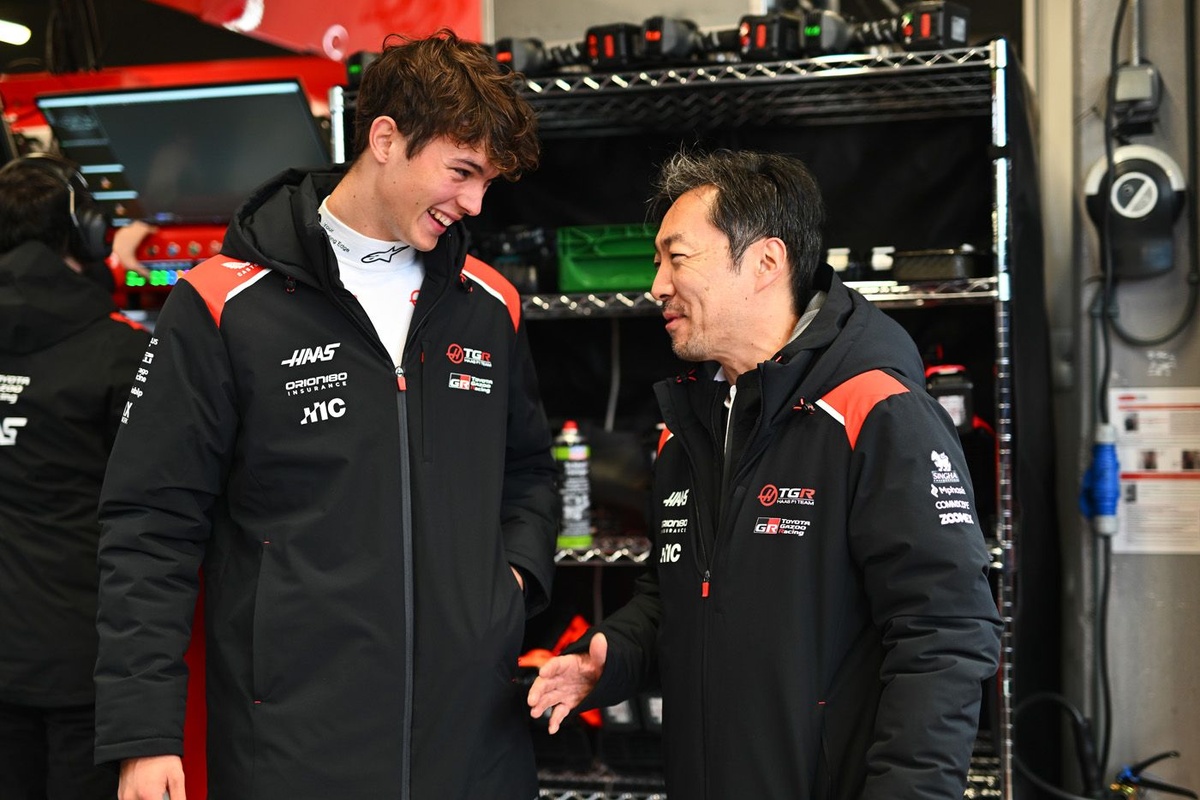 Komatsu prijst teamwerk Haas F1: 