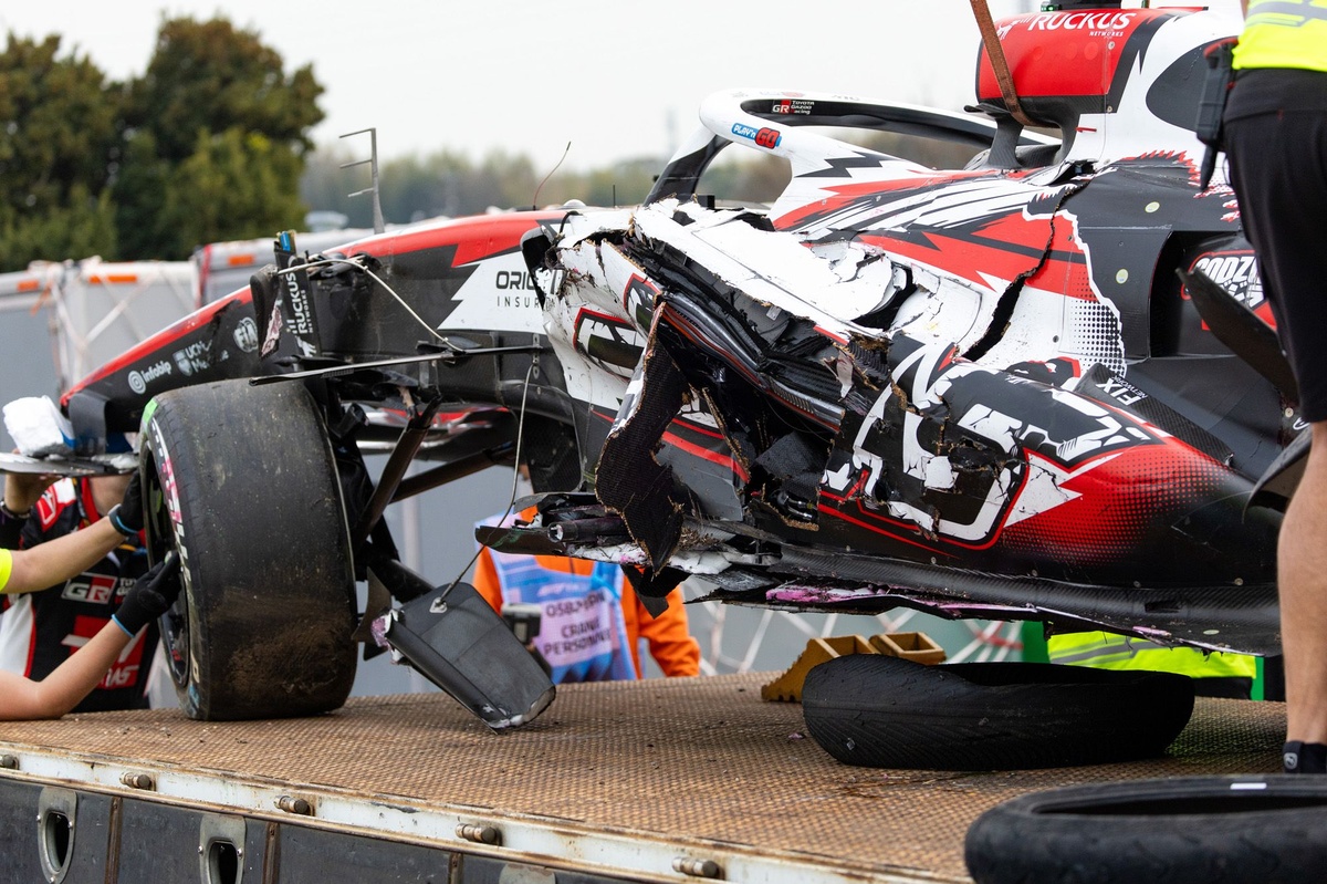 Poll: Moet F1 ingrijpen na de stevige crash van Bearman in Japan?