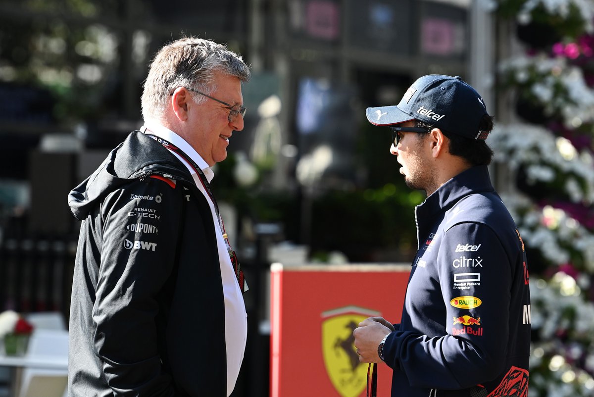 Szafnauer: Red Bull F1 moet Pérez niet vervangen