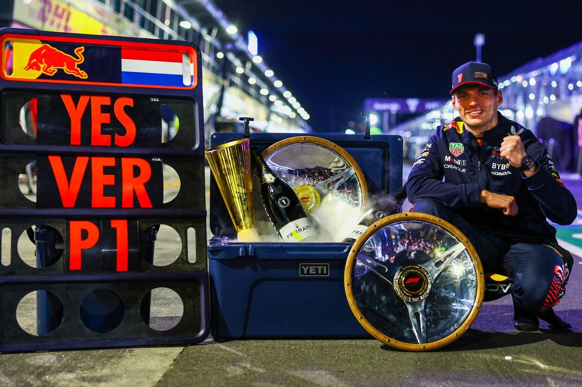 Van Verstappens mokerslag tot Horner: Achter de schermen bij F1-weken in Bahrein
