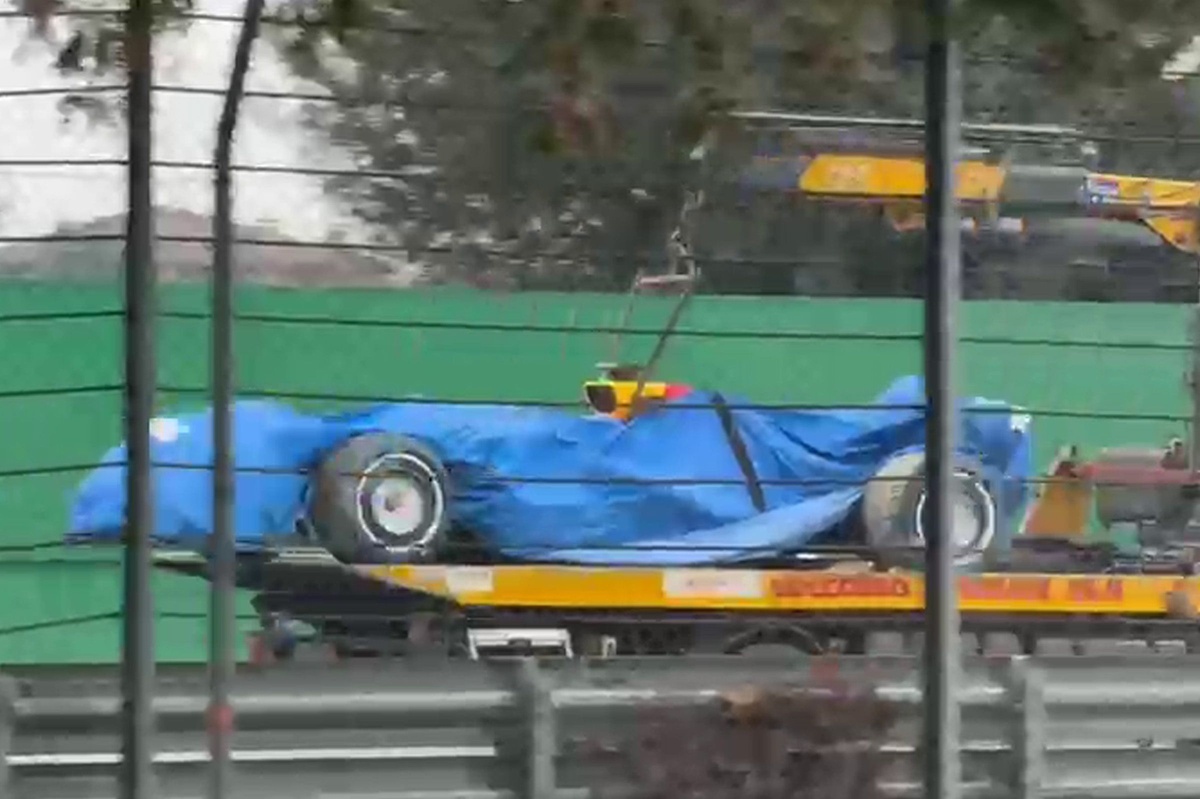 Lindblad belandt in grindbak bij F1-shakedown Racing Bulls op Imola