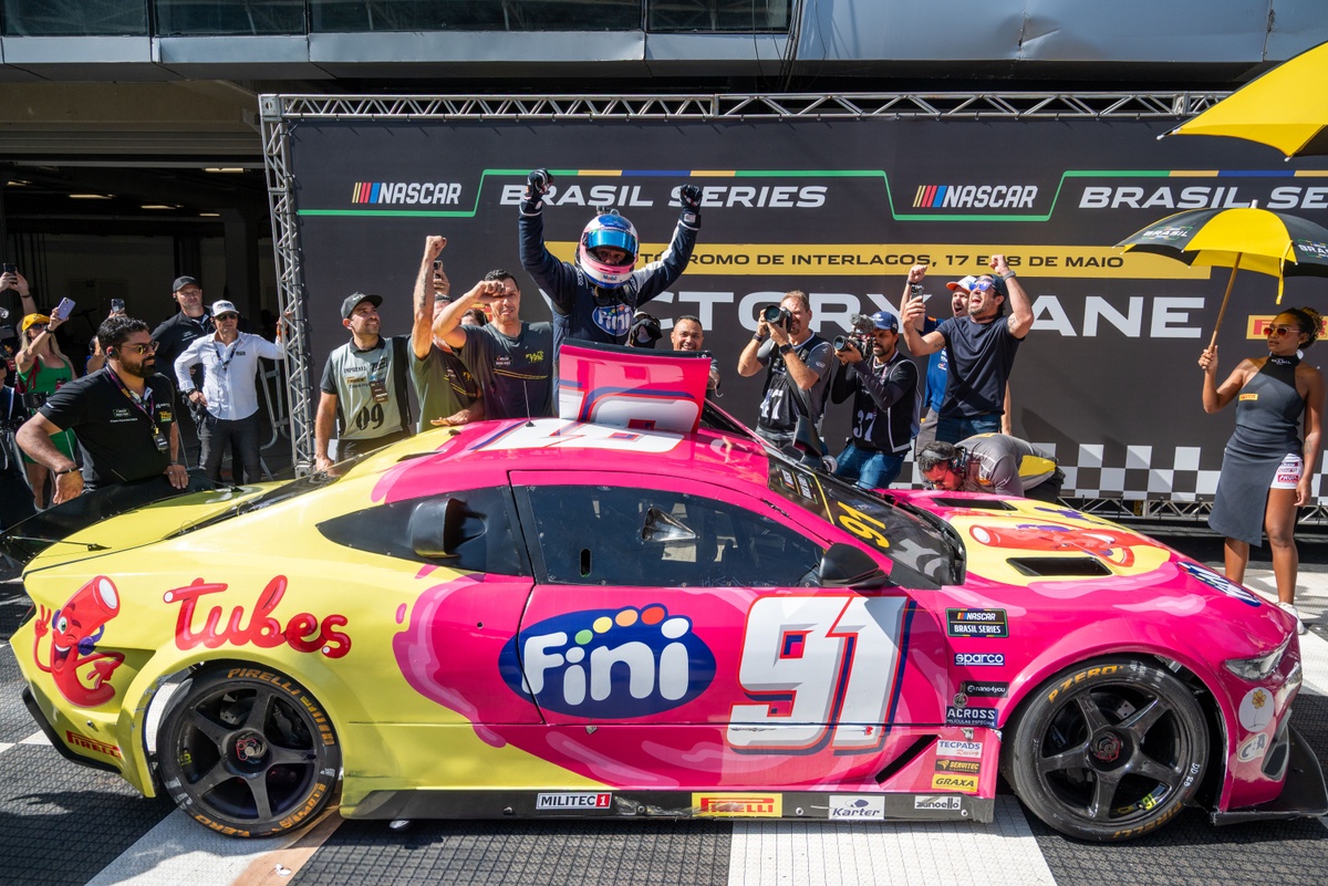 Hoe oud-F1-coureur Rubens Barrichello als vijftiger nog steeds races wint