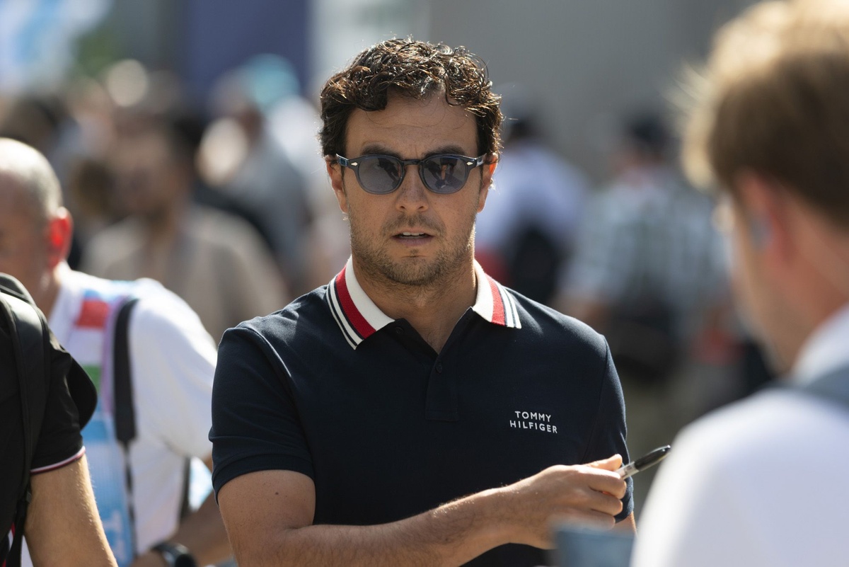 Cadillac krijgt twee boetes na overtredingen Sergio Perez in VT1 in Madrid