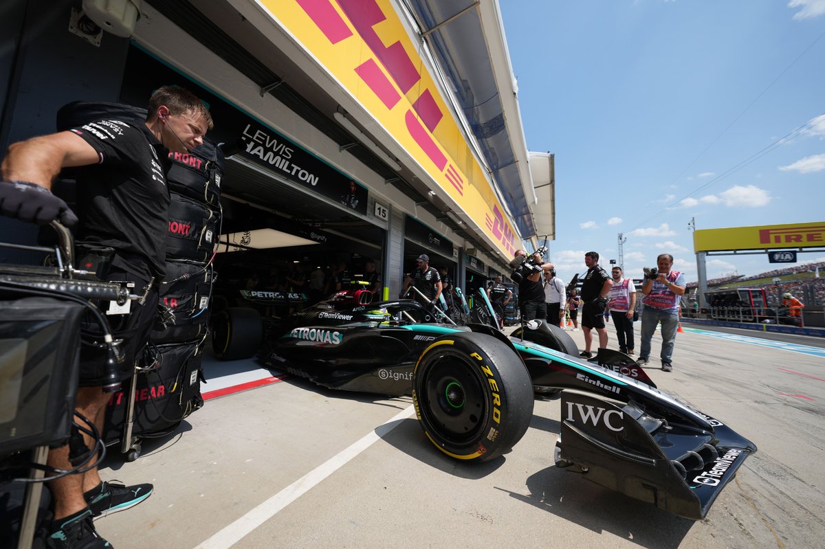 Hamilton dolblij met derde startplek voor GP Australië: Winnen het doel