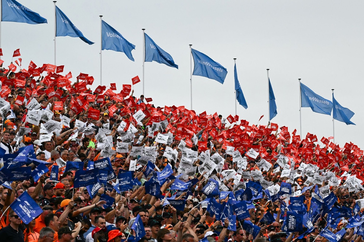 F1 Zandvoort 2026 live kijken: Hoe laat begint de race?